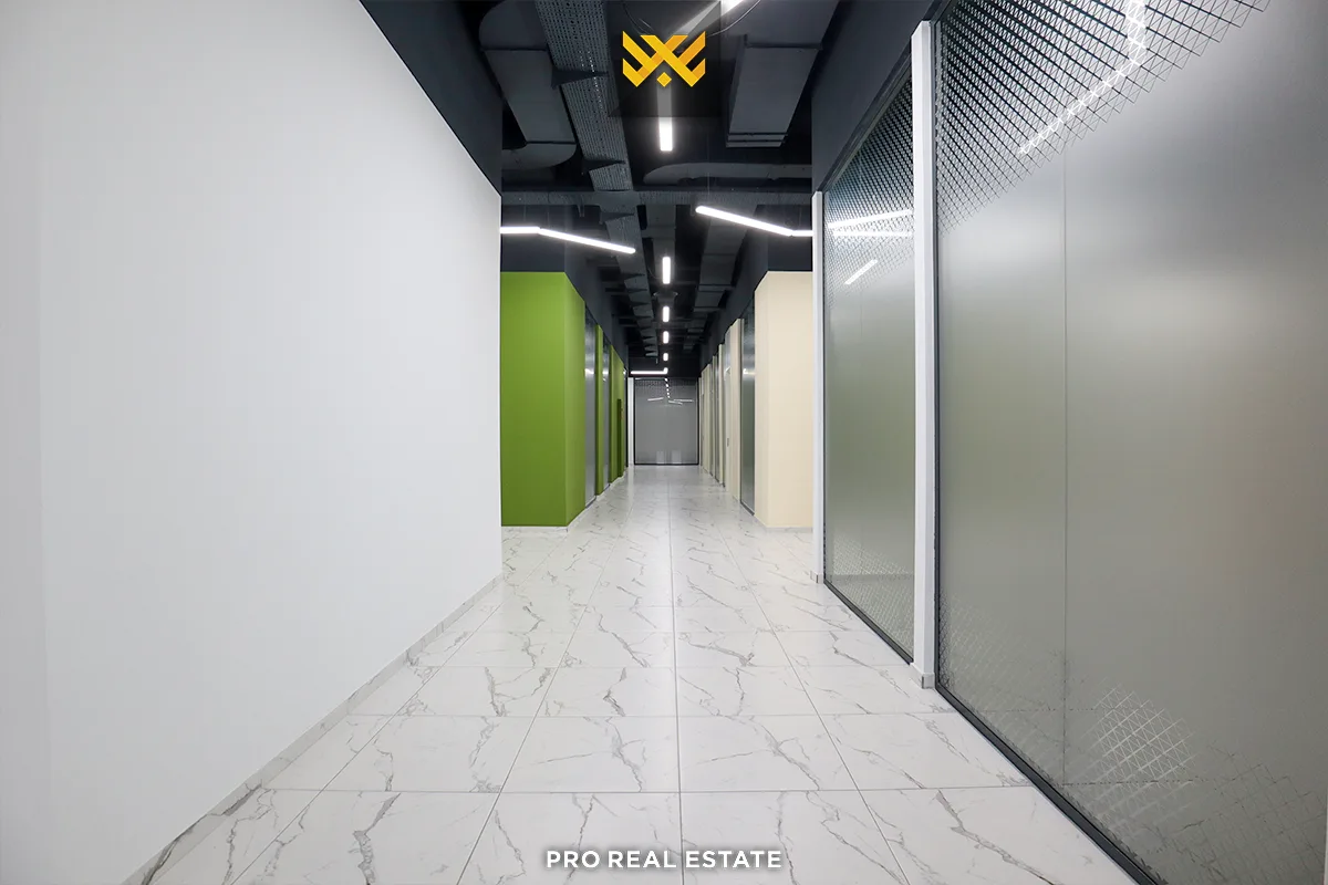 Objekt 3100m² për #SHITJE në Mitrovicë