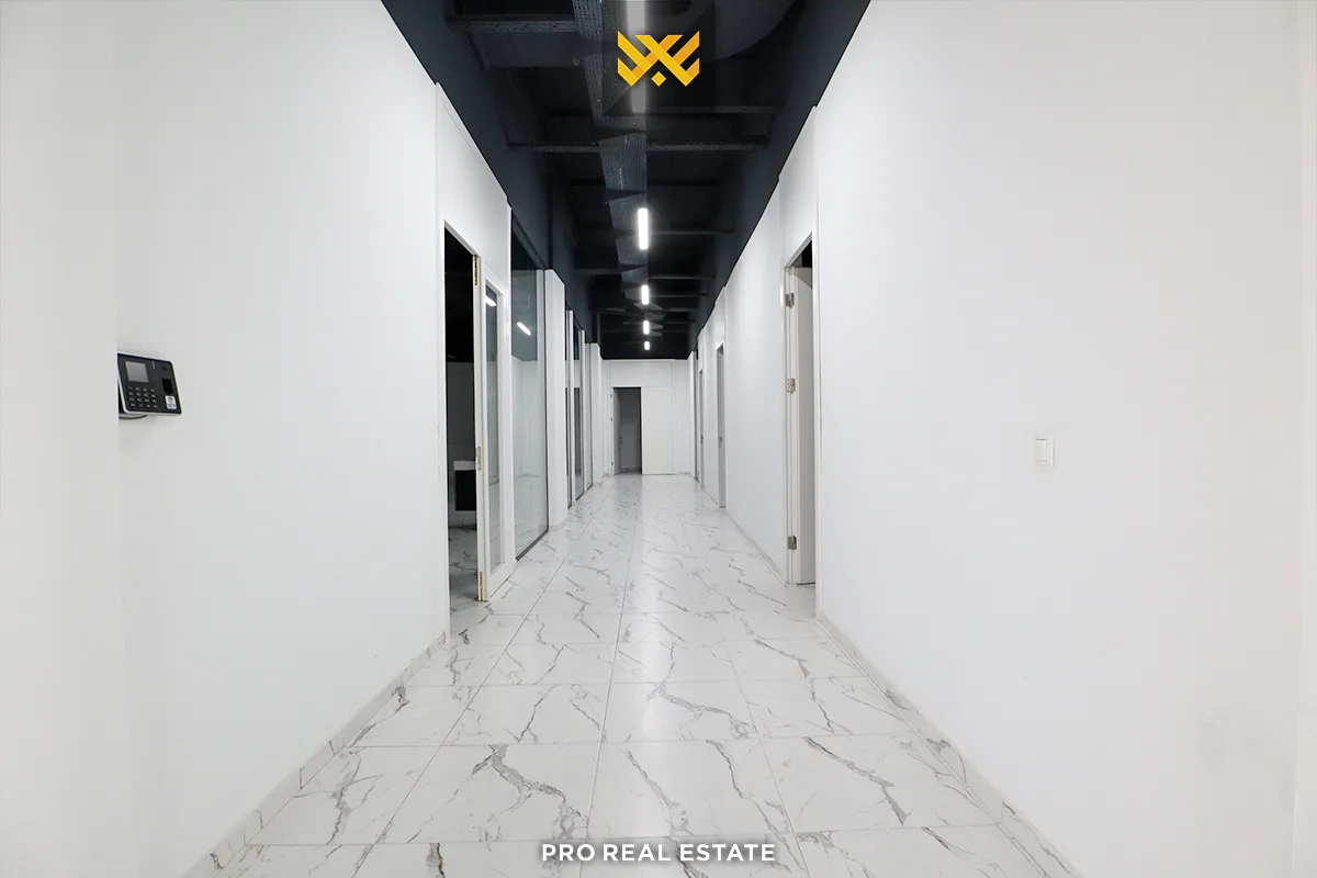 Objekt 3100m² për #SHITJE në Mitrovicë
