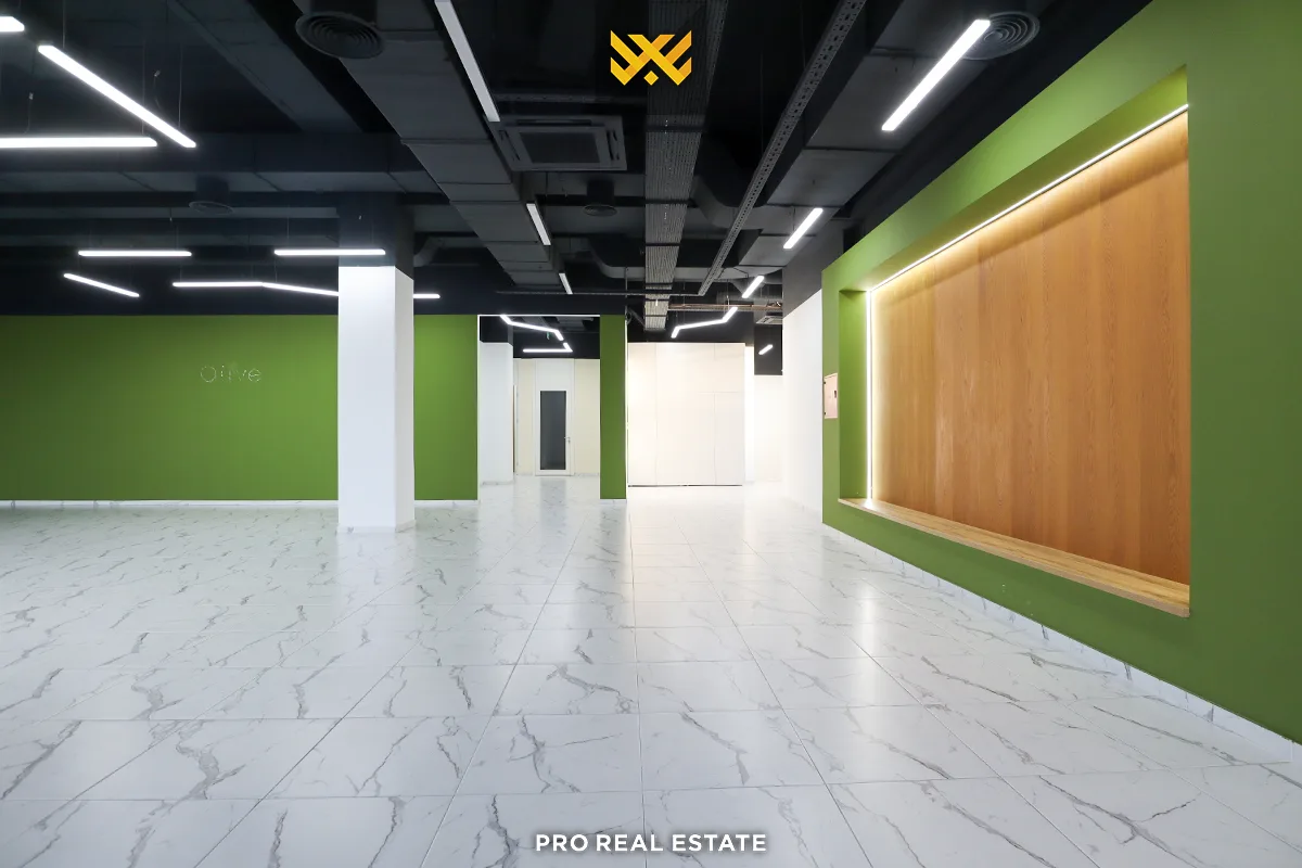 Objekt 3100m² për #SHITJE në Mitrovicë