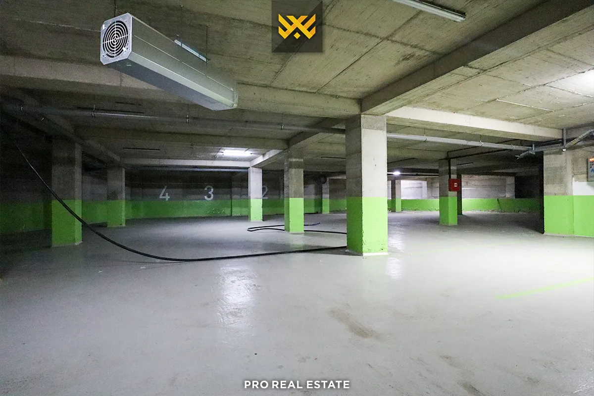 Objekt 3100m² për #SHITJE në Mitrovicë