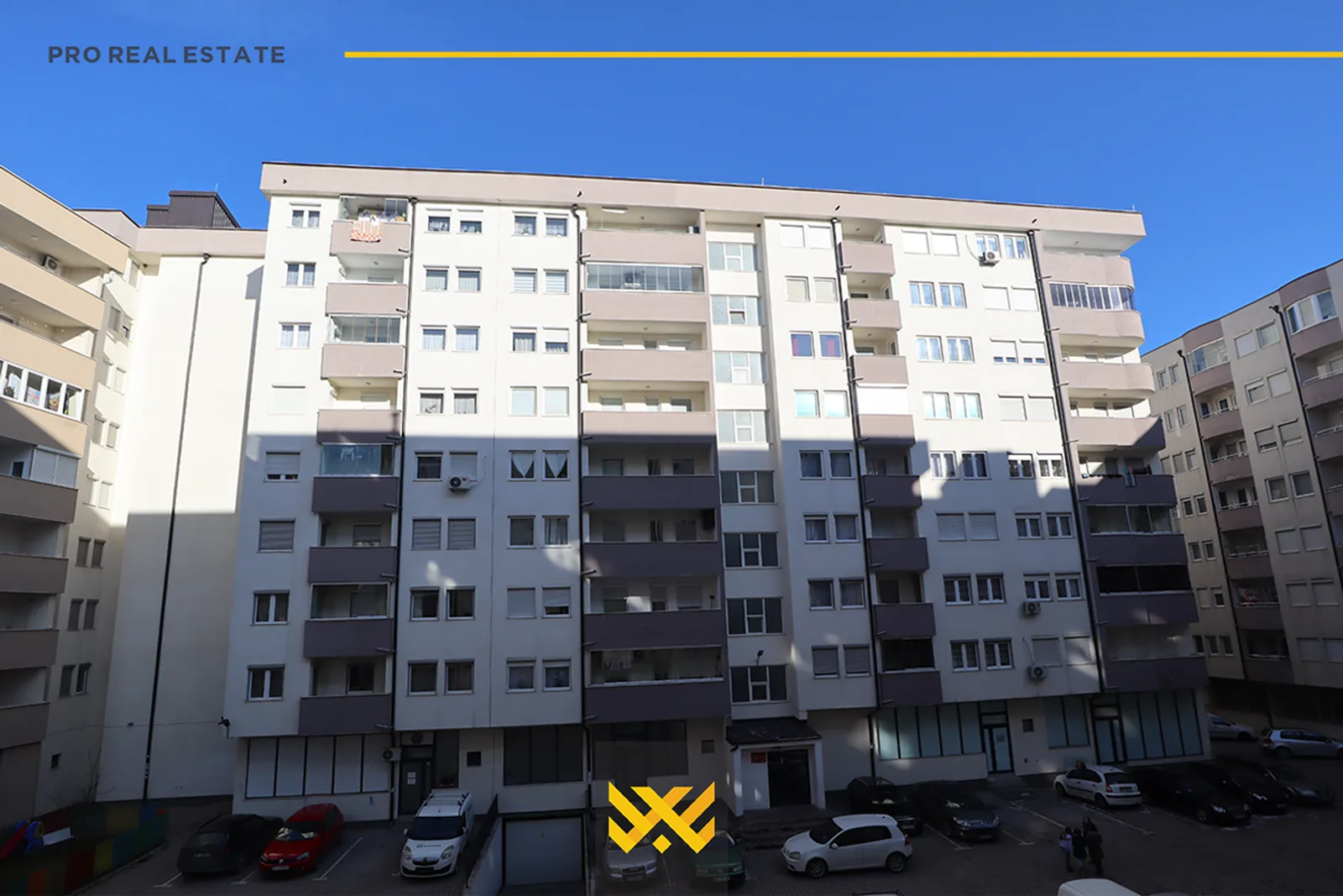 Banesë – Zyre 75m² me #QIRA në Fushë Kosovë.