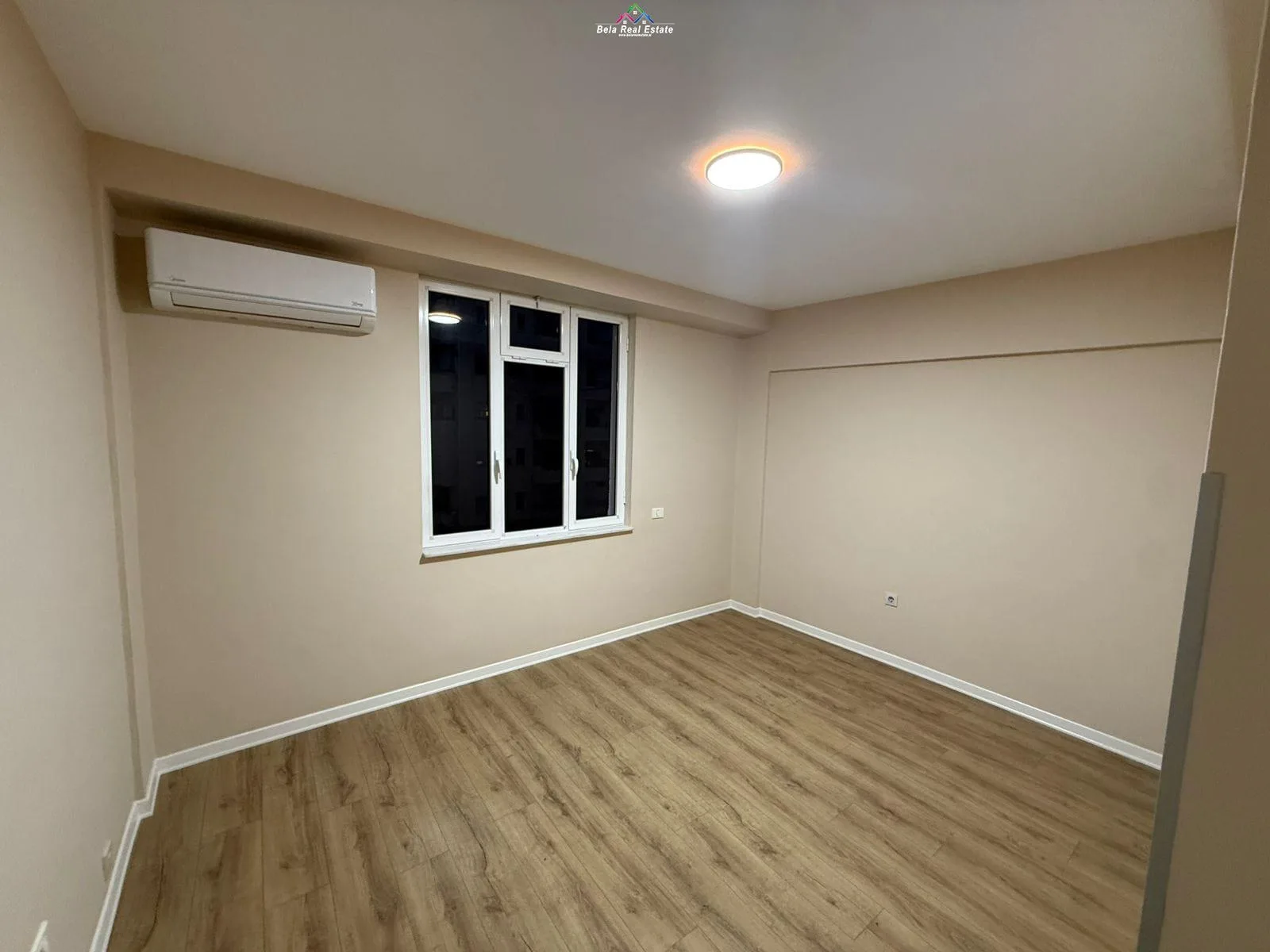 Zyre\Duplex me qera ne Qender (ID BZ2645) Tirane