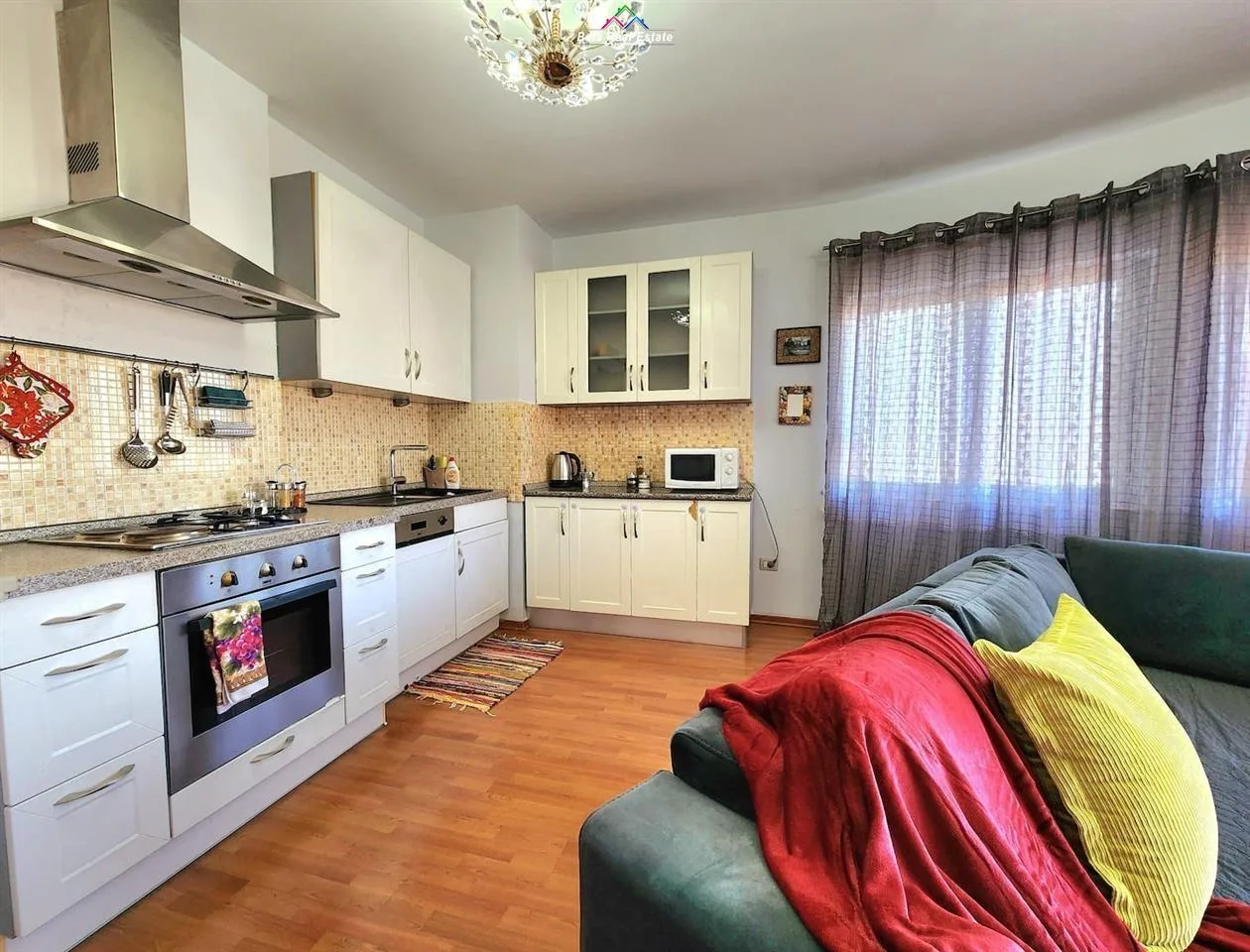 Apartament Me Qera 1+1 tek Zogu i Zi (ID B210973) Tirane.