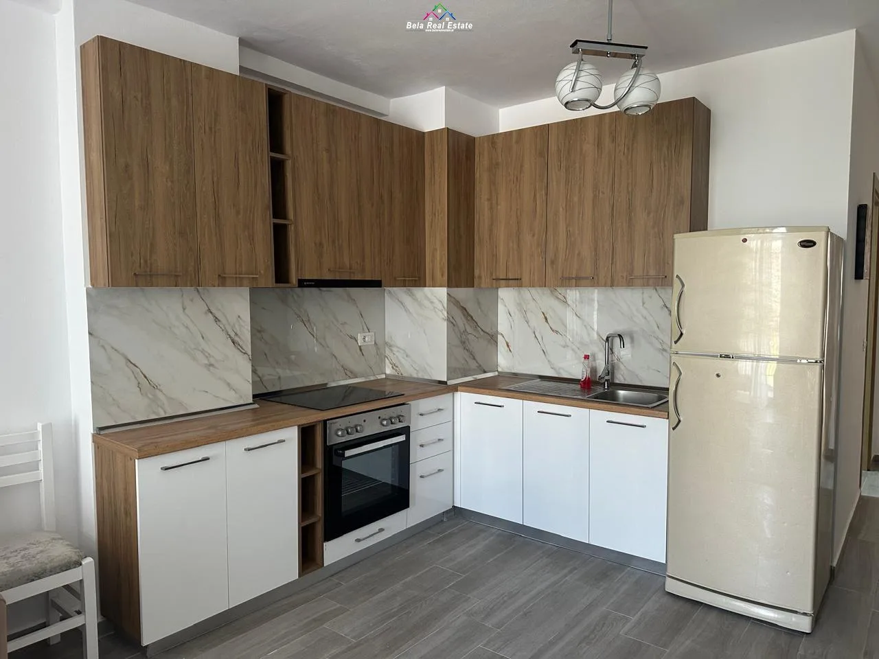 Apartament Me Qera 1+1 Tek 5 Maj (ID B2101699) Tirane