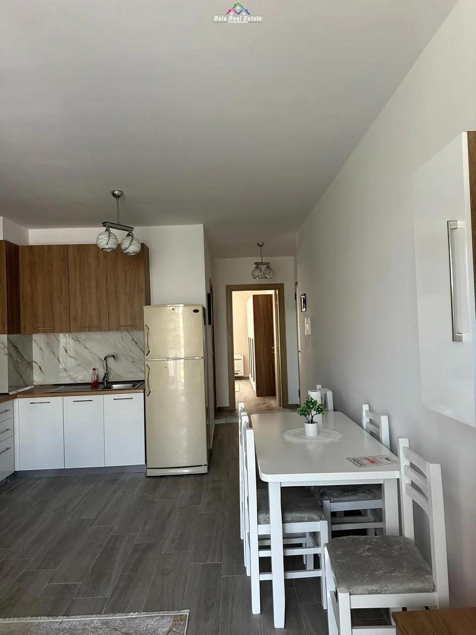 Apartament Me Qera 1+1 Tek 5 Maj (ID B2101699) Tirane