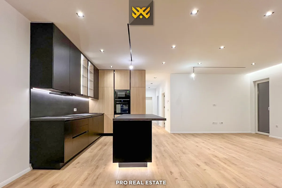 Shtëpi 210m² me #QIRA në Çagllavicë