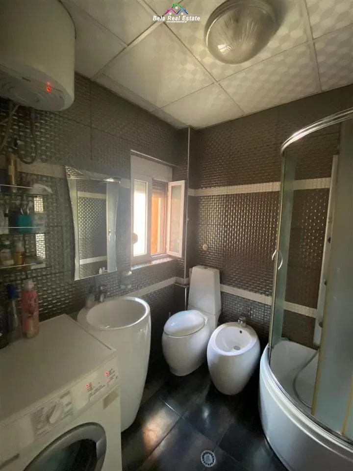 Apartament me qera 2+1 tek Rruga e Durresit (ID B221361) Tirane