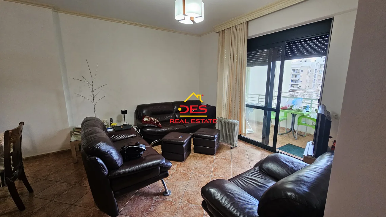 Jepet me qira apartament 2+1 në lungomare, vlorë