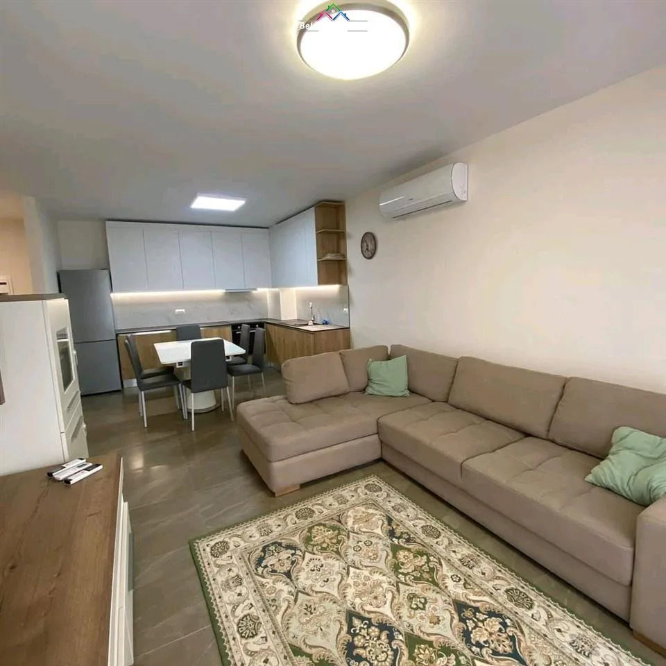 Apartament Ne Shitje 3+1+2 Tek Ish Fusha Aviacionit (ID B13080) Tirane
