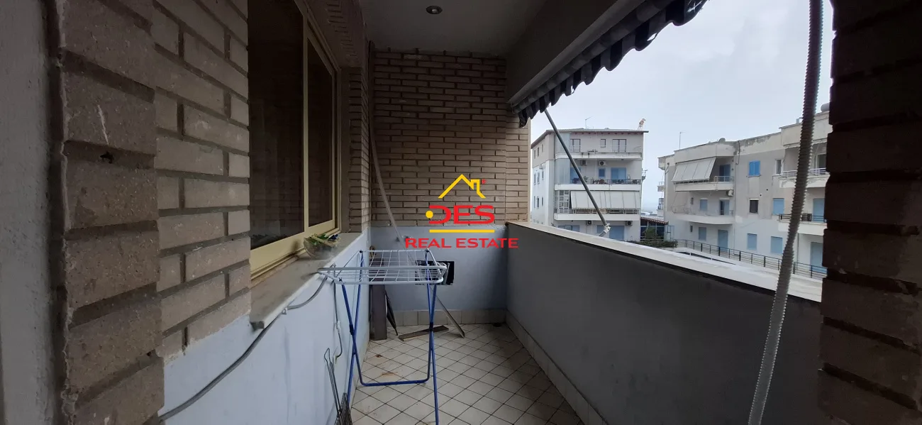 Jepet me qira apartament 2+1+2 pranë portit, vlorë