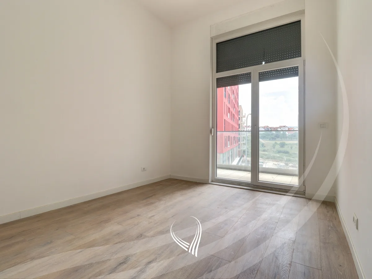 Zyre me 3 dhoma pune me qira në lagjen Mati 1 – Kodrina