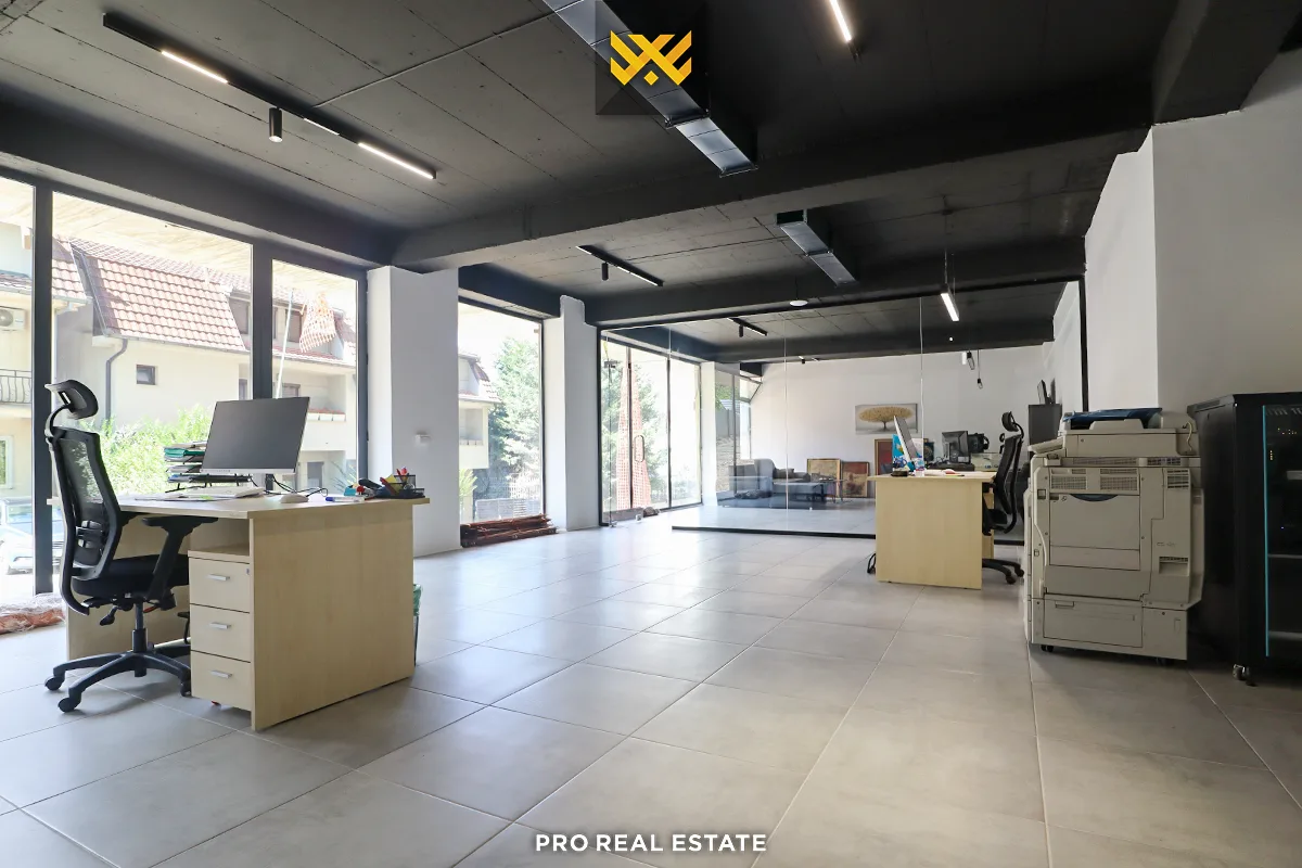 Lokal 710m² për #SHITJE te Rruga C