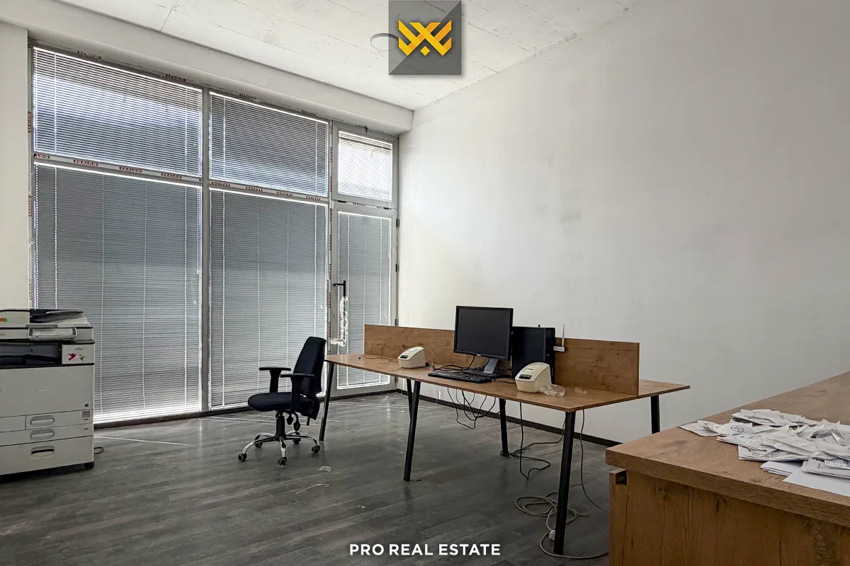 Depo 240m² me #QIRA në Fushë Kosovë