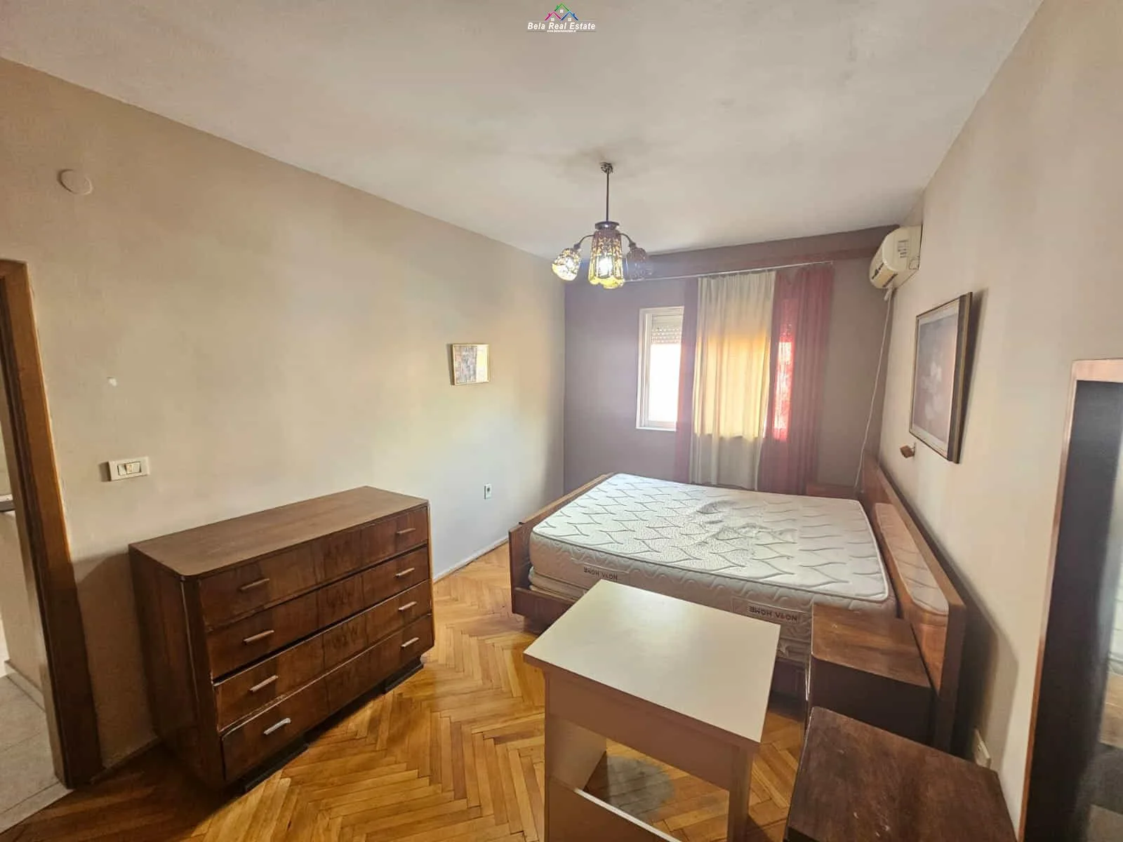 Apartament Ne shitje 2+1 Tek Bulevardi Zogu i Pare ( ID B121208) Tirane