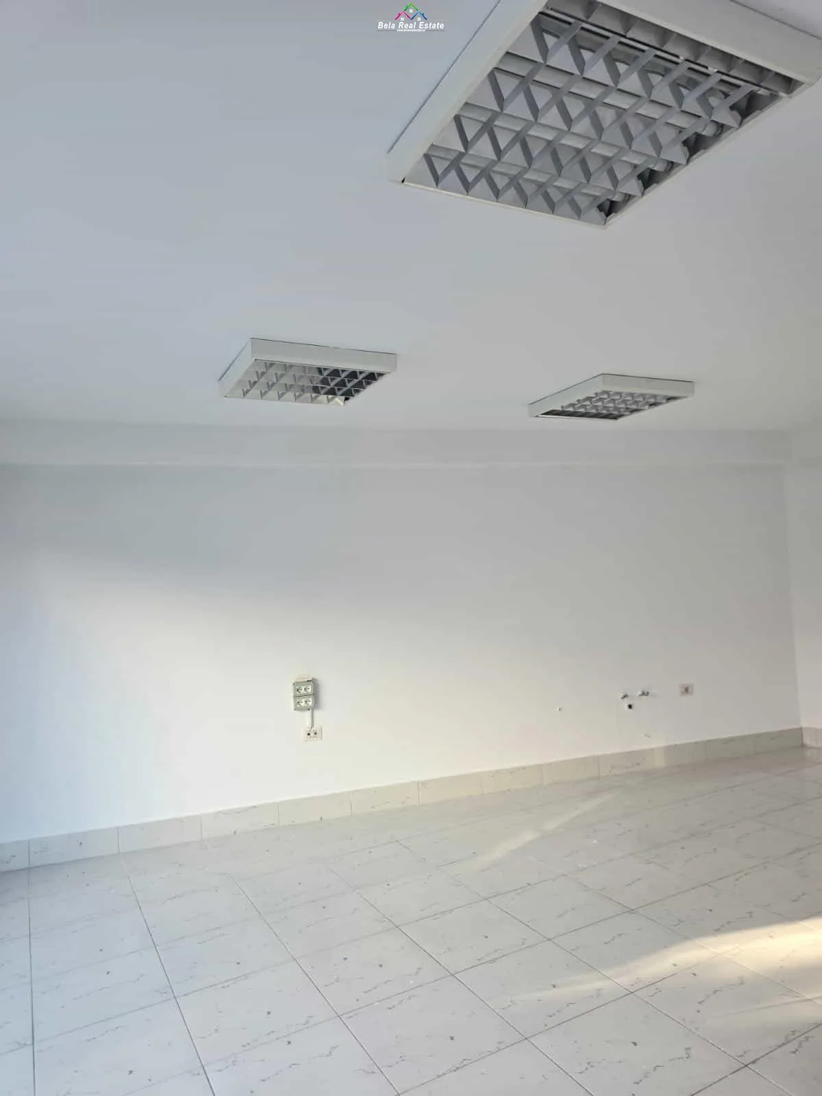 Dyqan Me Qera Tek Kodra e Diellit ( ID BD21869) Tirane