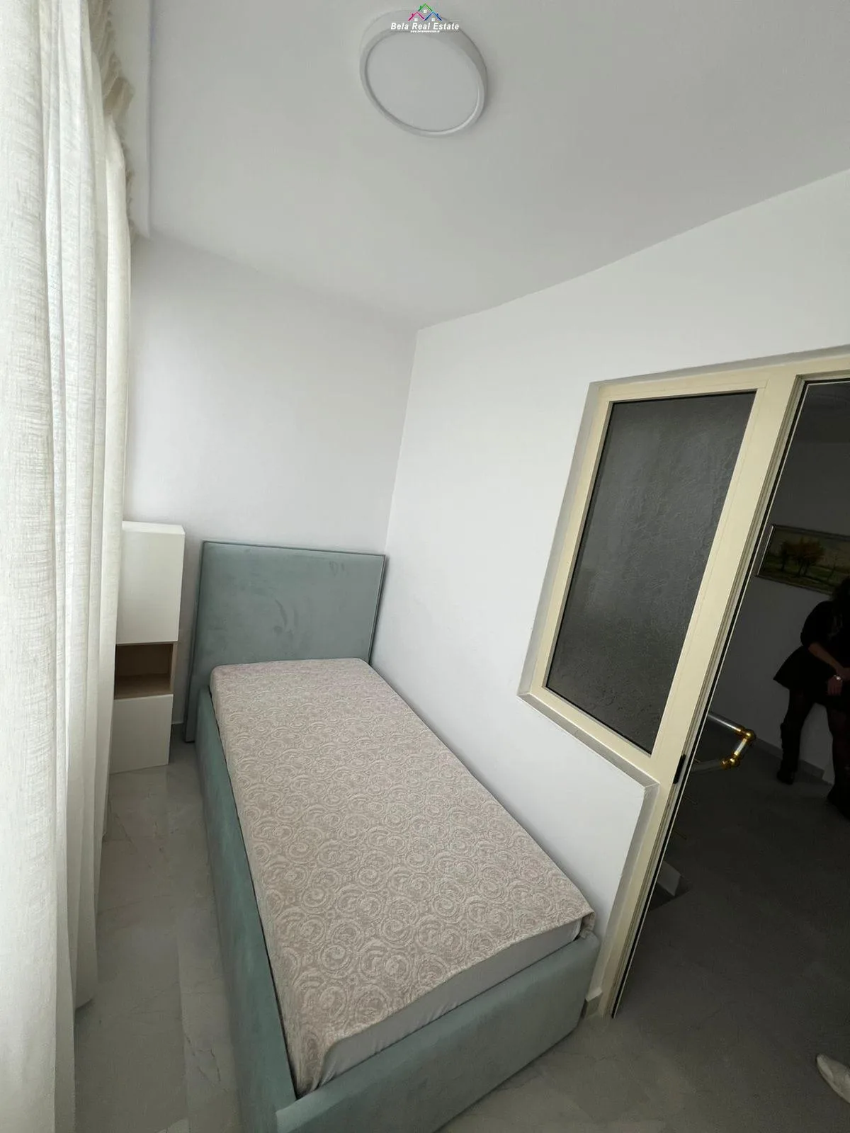 Vile/Dublex 2+1 Me Qera Tek Bulevardi Zogu i Pare (ID BV22567) Tirane