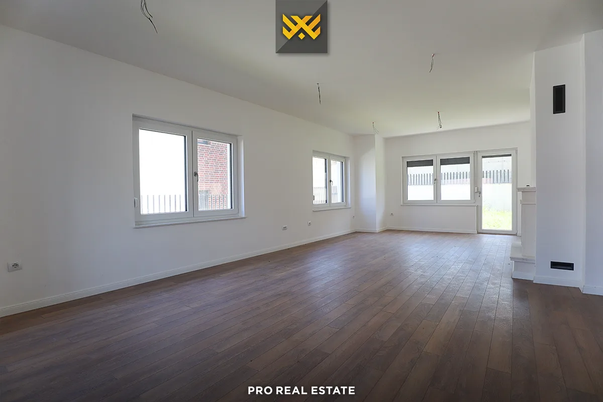 Shtëpi 269.29m² për #SHITJE në Lagjen Sofalia Hills.