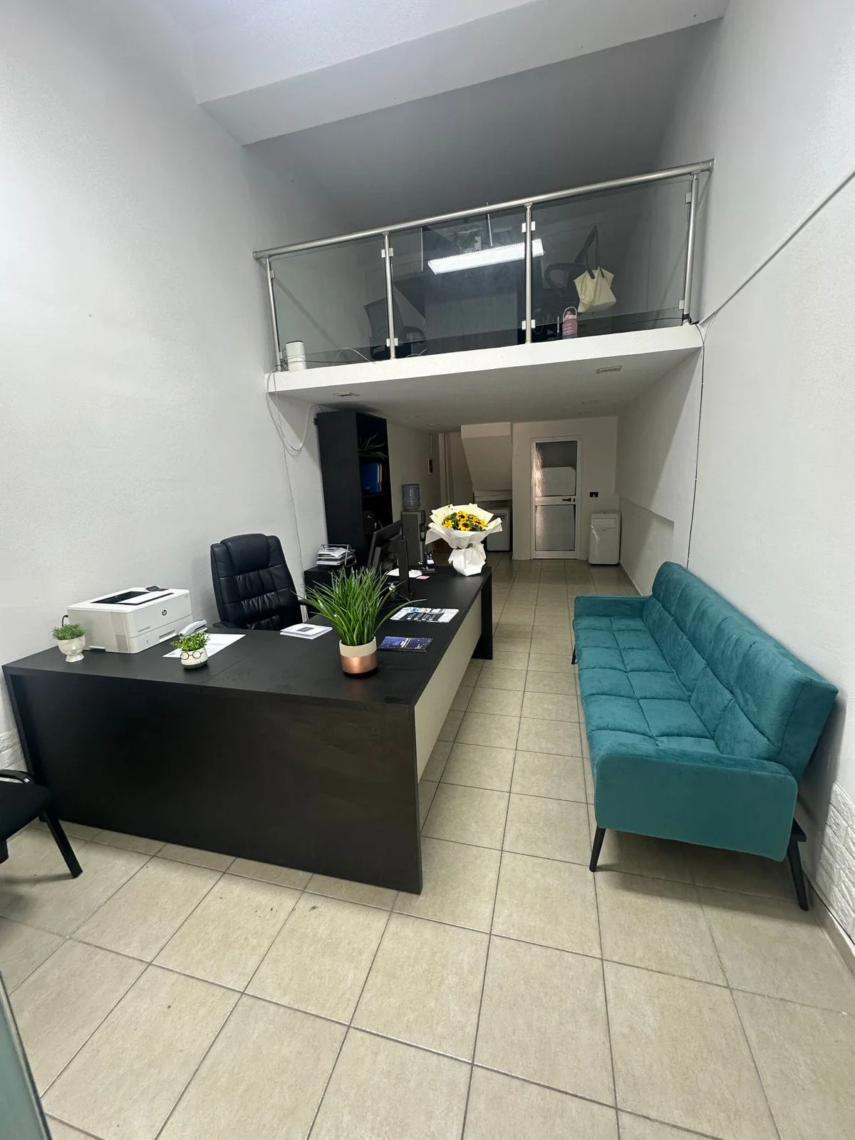 Dyqan/Dublex Me Qera Ne Astir (ID BD21717) Tirane