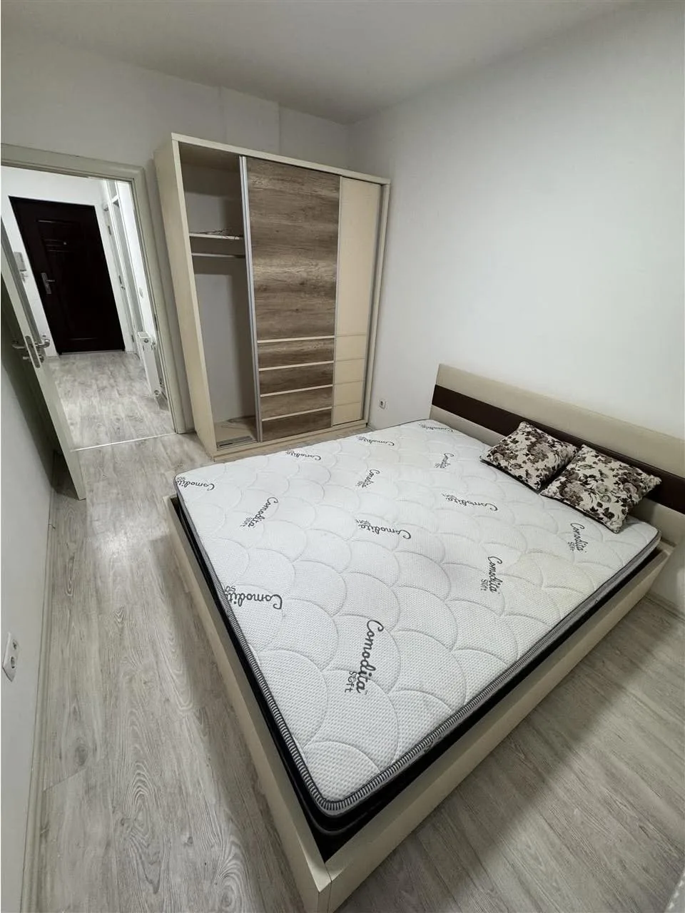 Banesë me qira 2+1 në Fushë Kosovë