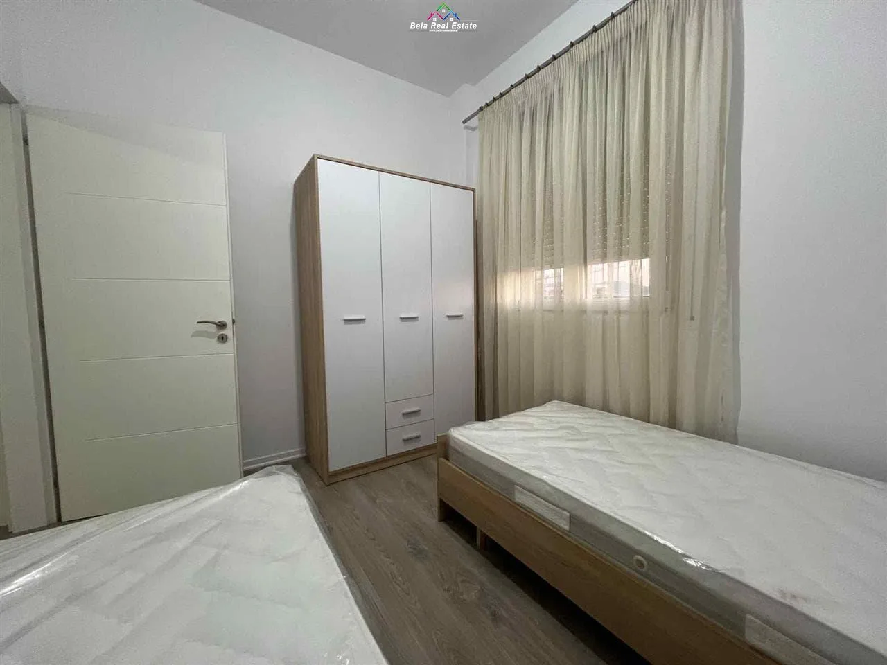 Apartament Me Qera 3+1+2 Tek Fusha E Aviacionit (ID B230139) Tirane