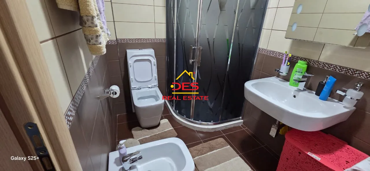 Shitet apartament 1+1 në transballkanike, vlorë.