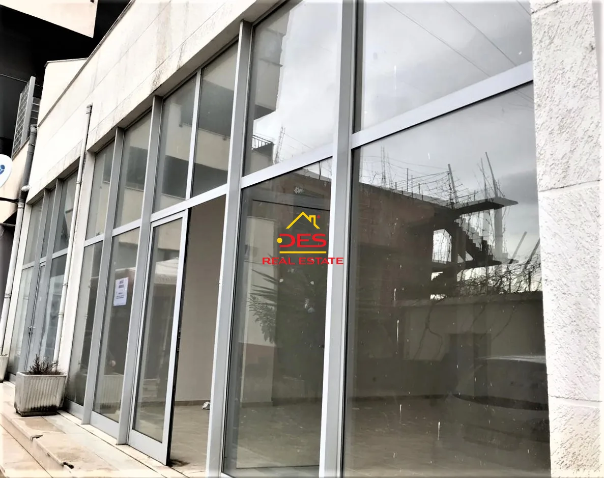 Shitet njesi tregtare 63.6 m² tek Unazë të Re, Tiranë