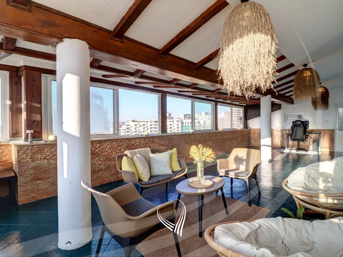 Penthouse 155.16m2 me qira në lagjen Aktash