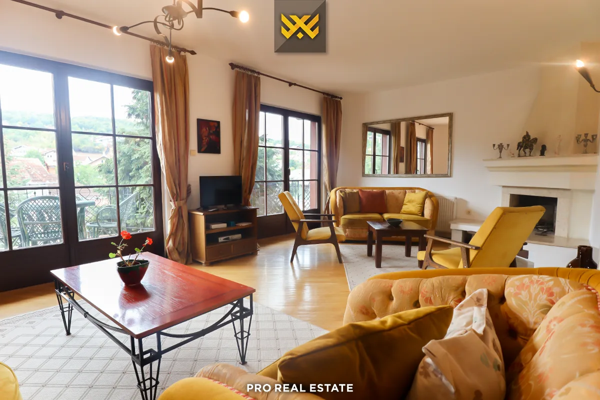 Shtëpi 250m² me #QIRA në Sofali