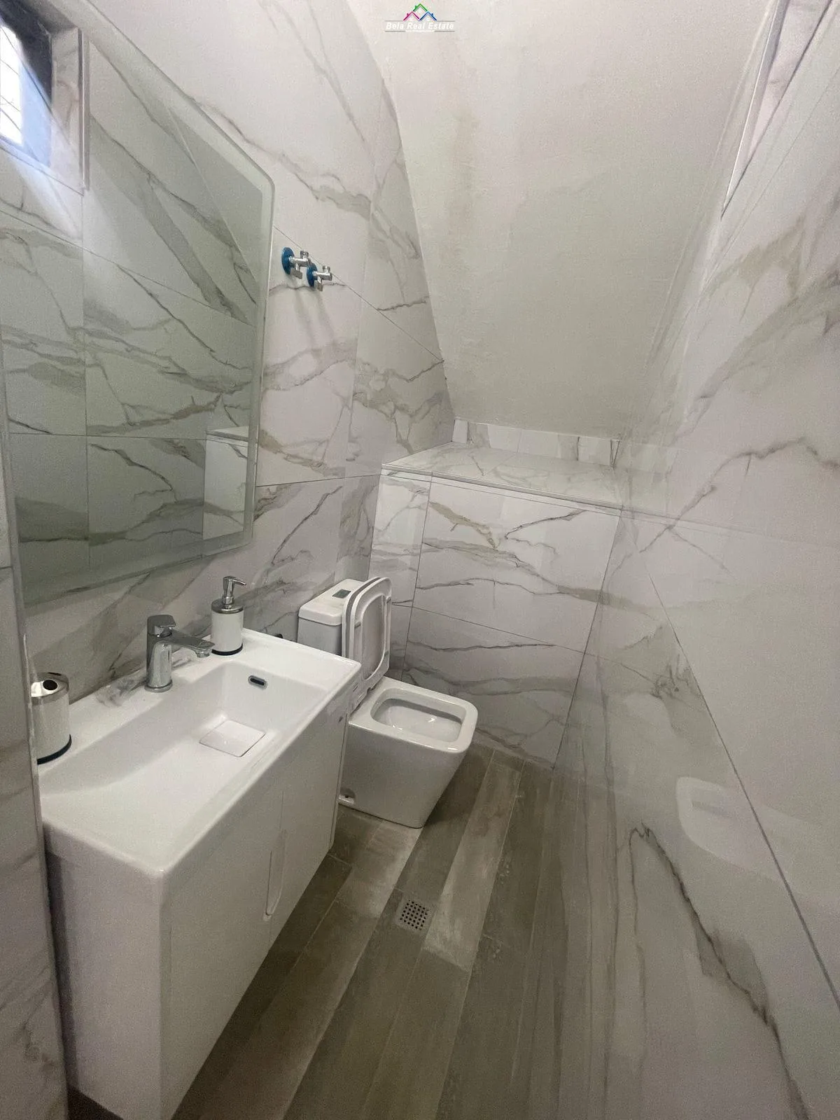 Dyqan Me Qera Ish Tregu Elektrik (ID BD21694)Tirane