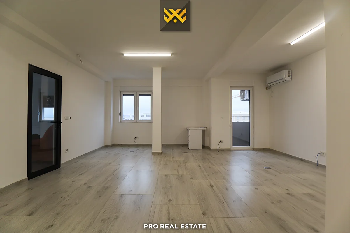 Penthouse / Zyrë 150m² me #QIRA në Fushë Kosovë