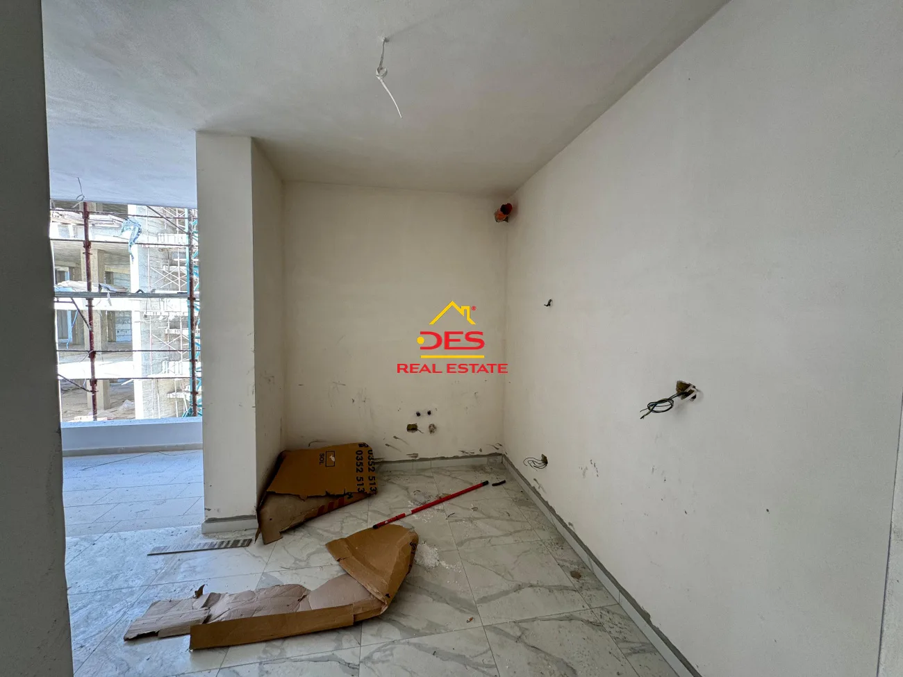 Shite apartament 2+1+2 në kompleksin më të ri në orikum.