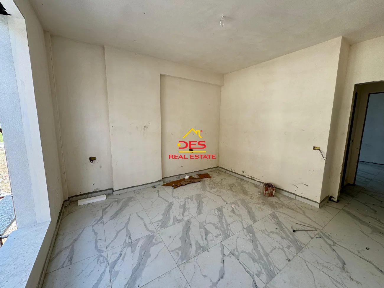 Shite apartament 2+1+2 në kompleksin më të ri në orikum.