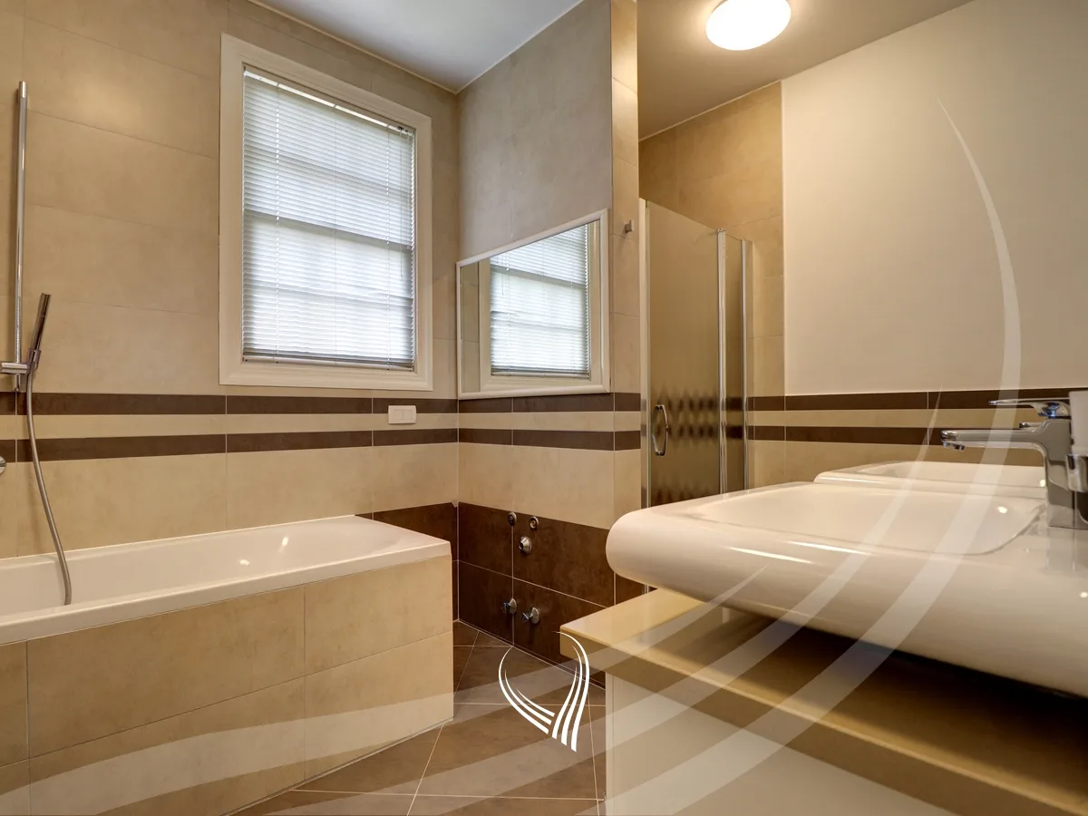 Shtëpi 300m2 me qira në Fshatin Ndërkombëtar - International Village