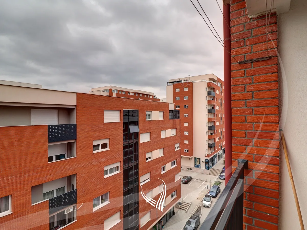 Banesë me 2 dhoma gjumi me qira në lagjen Mati 1 – Euro Abi