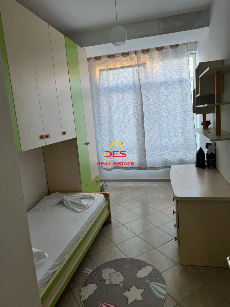 JEPET ME QIRA APARTAMENT 2+1 NË BULEVARD (Pranë Tirana bank) ,VLORË!