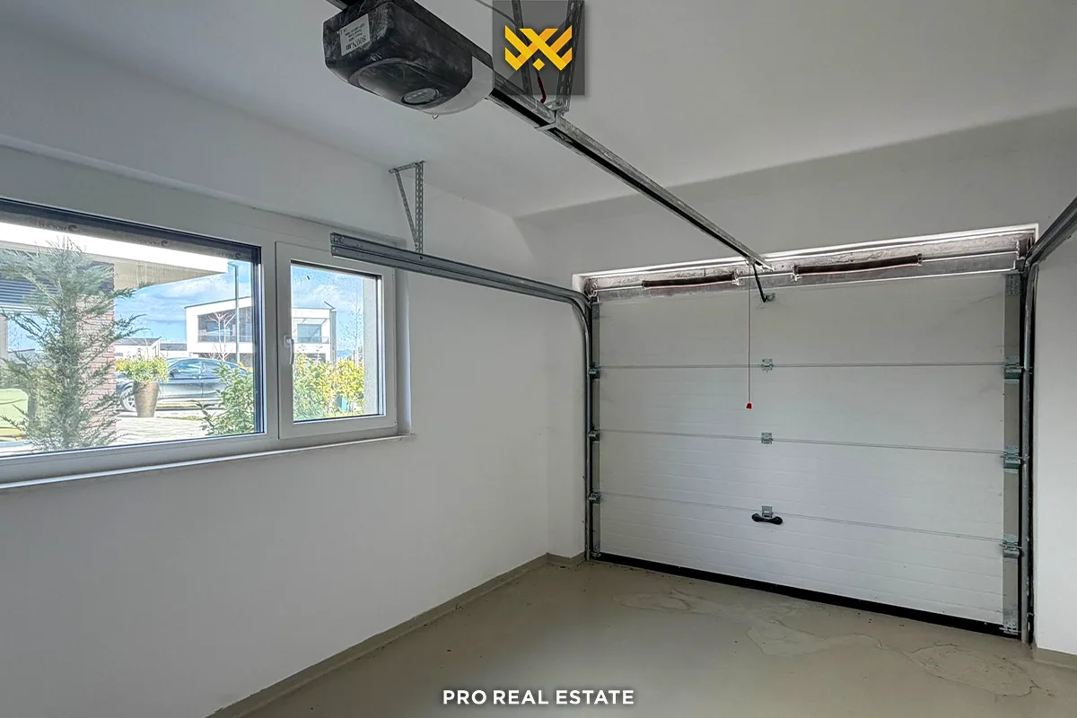 Shtëpi 245m² për #SHITJE në Lagjen Priam Village