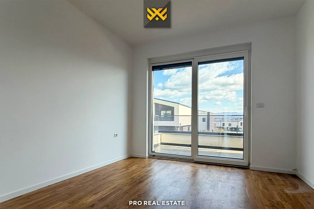 Shtëpi 245m² për #SHITJE në Lagjen Priam Village