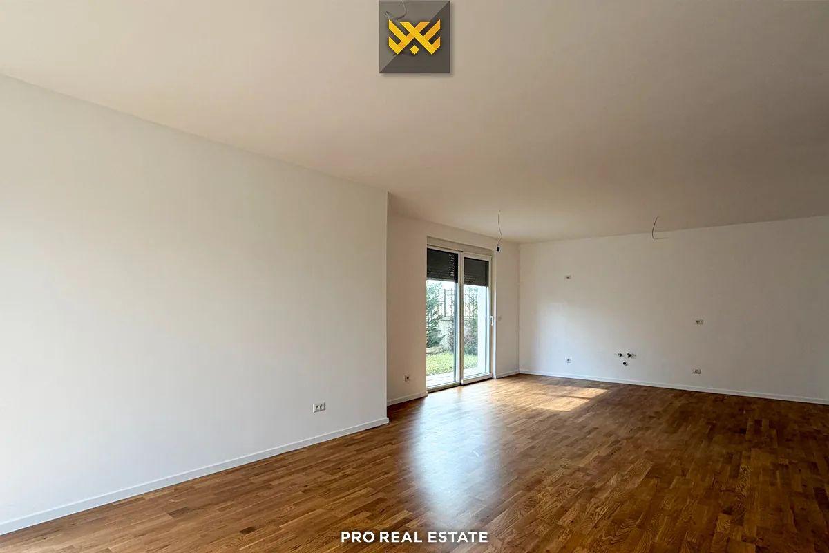 Shtëpi 245m² për #SHITJE në Lagjen Priam Village