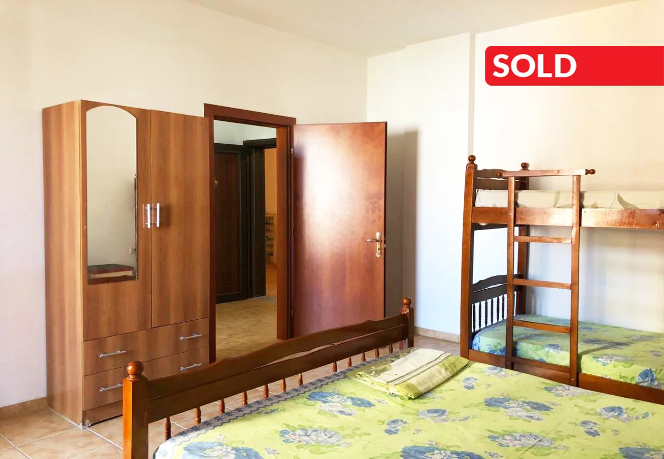 Shitet apartament 1+1, kune-shëngjin.