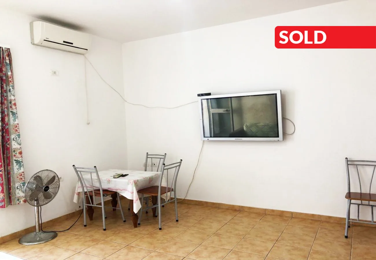 Shitet apartament 1+1, kune-shëngjin.