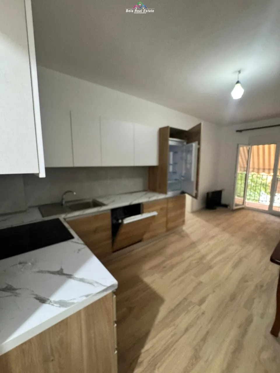 Apartament Per Shitje 2+1 Tek 5 Maji (ID B120872) Tirane
