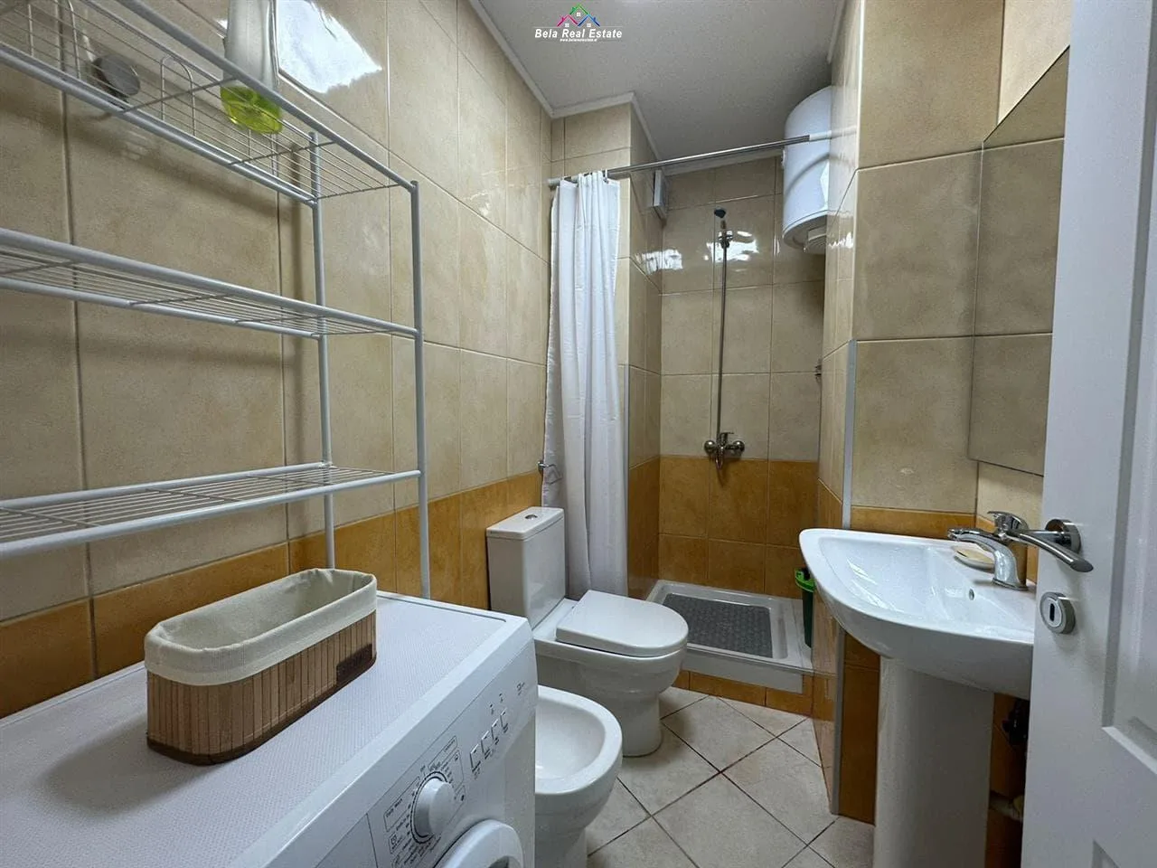 Apartament Me Qera 1+1 Tek Rruga e Bogdaneve (ID B210984) Tirane