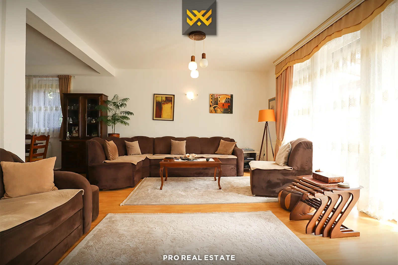 Shtëpi 212m² në #SHITJE në Fushë Kosovë.