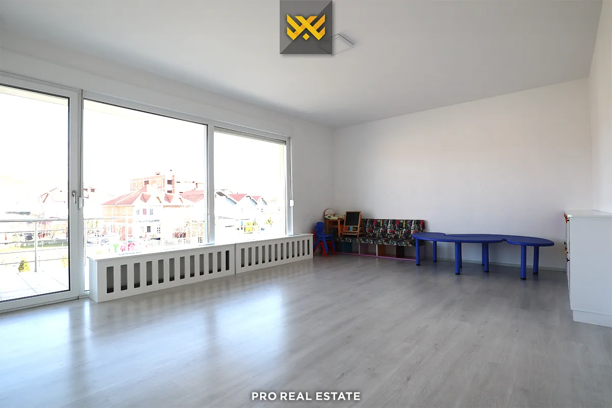 Shtëpi 400m² me #QIRA në Emshir