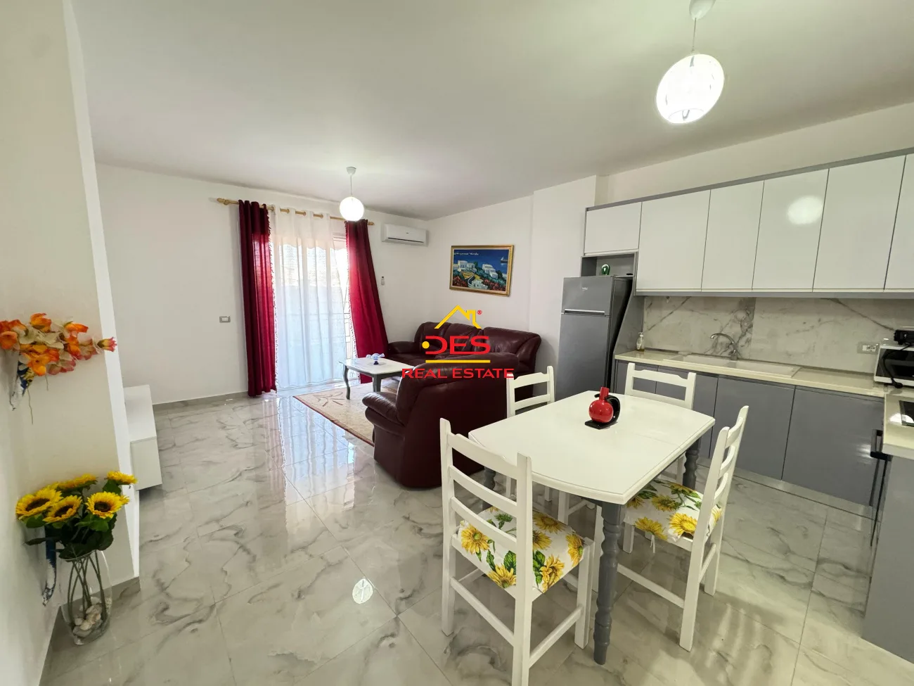 Jepet me qira apartament 2+1 pranë bolv-oil ,vlorë.