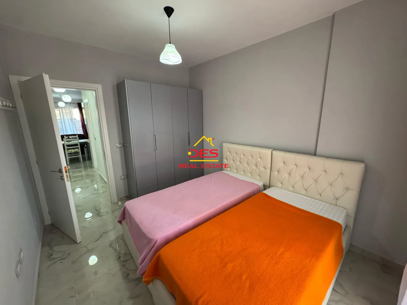 Jepet me qira apartament 2+1 pranë bolv-oil ,vlorë.