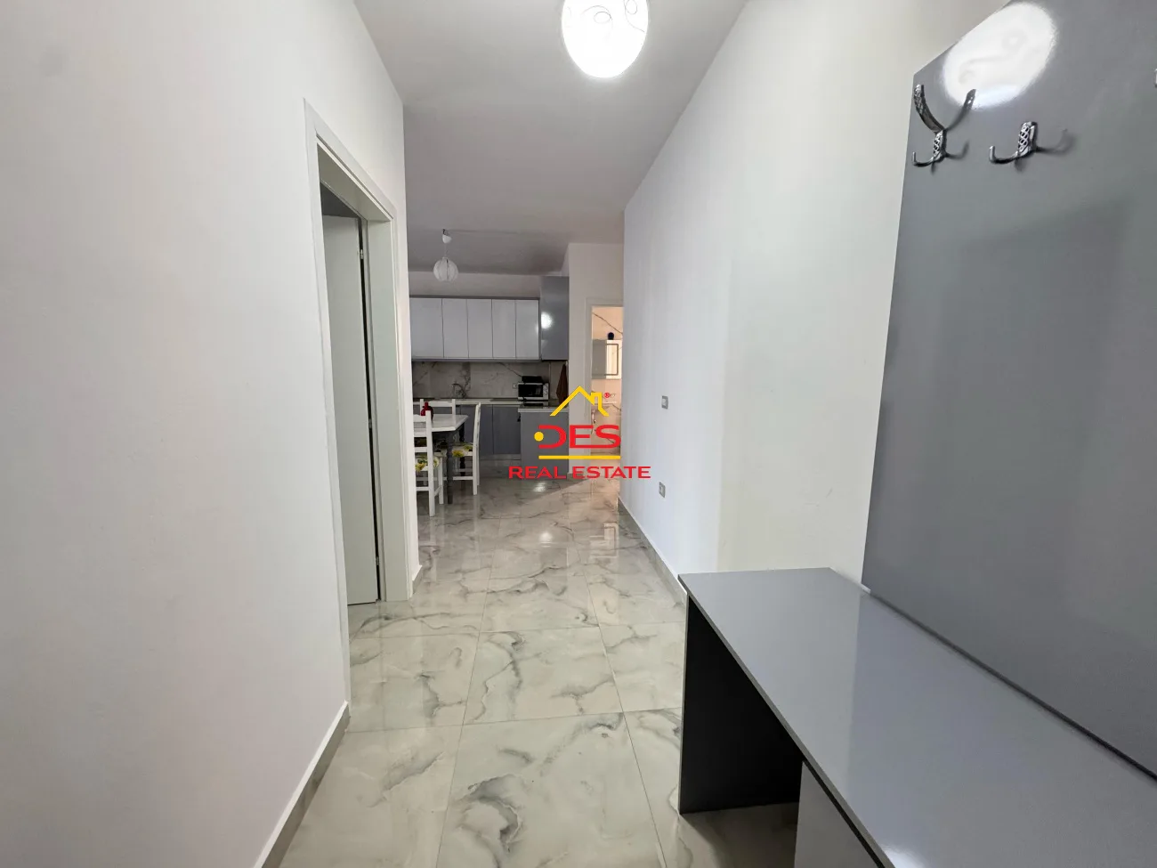 Jepet me qira apartament 2+1 pranë bolv-oil ,vlorë.