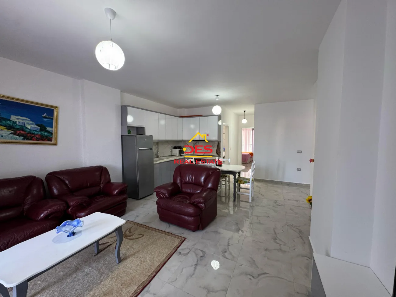 Jepet me qira apartament 2+1 pranë bolv-oil ,vlorë.