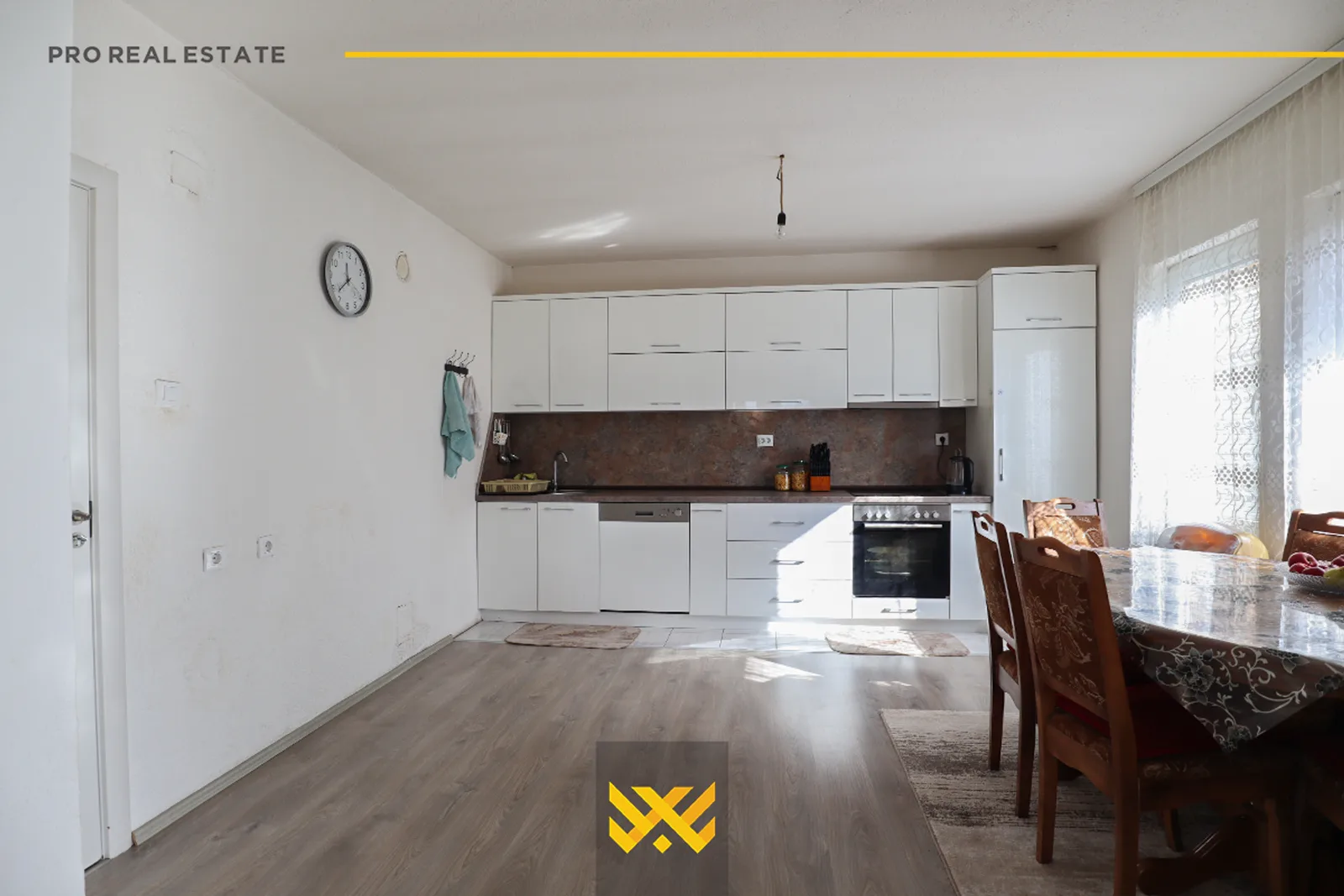 Shtëpi 360m² në #SHITJE te Mati 1.