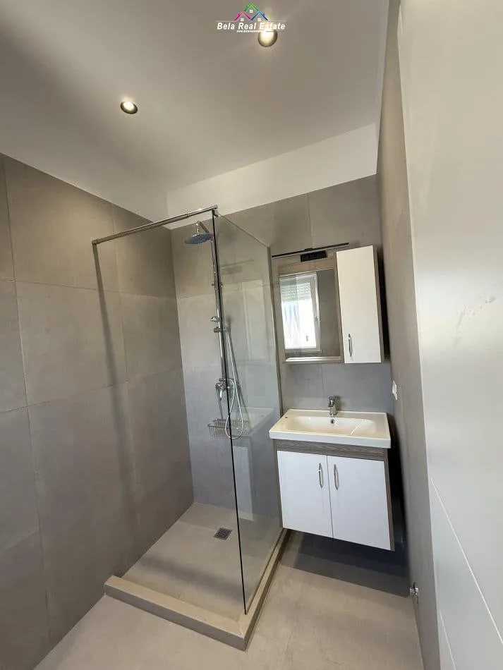 Apartament Me Qera 2+1 Tek Rruga 5 Maj (ID B2201529) Tirane